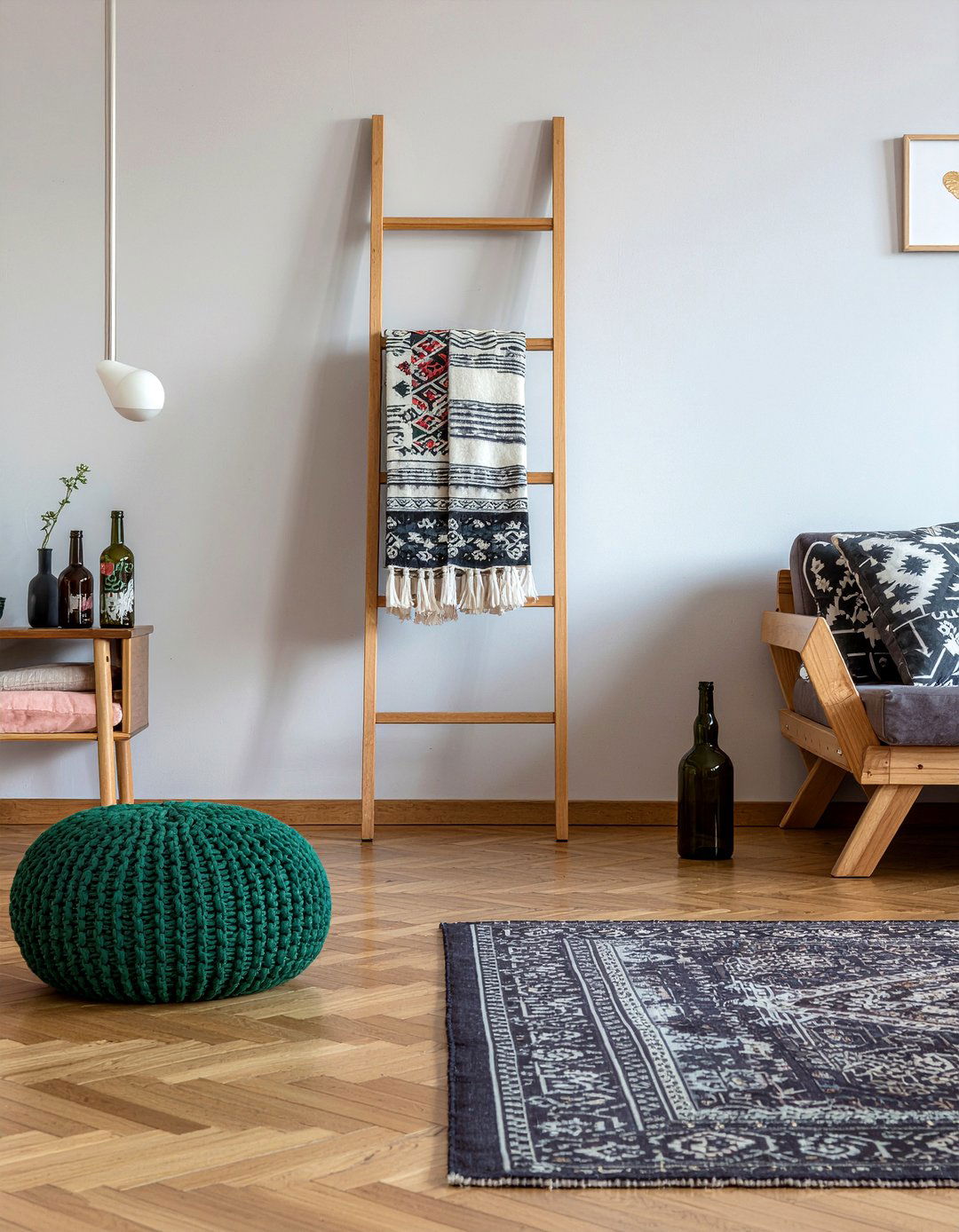 Upcycled decor - 30 low cost living room ideas