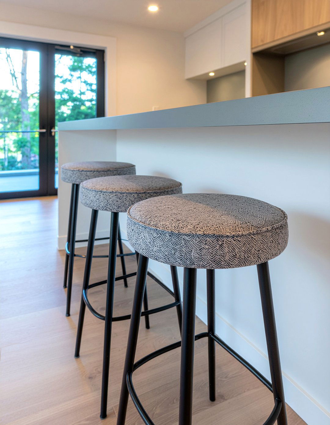 Update bar stools - 30 inexpensive kitchen update ideas