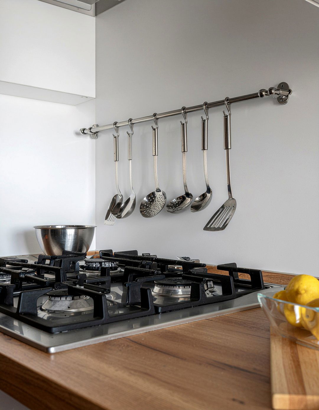 Utensil Holder Niche - 30 kitchen niche ideas