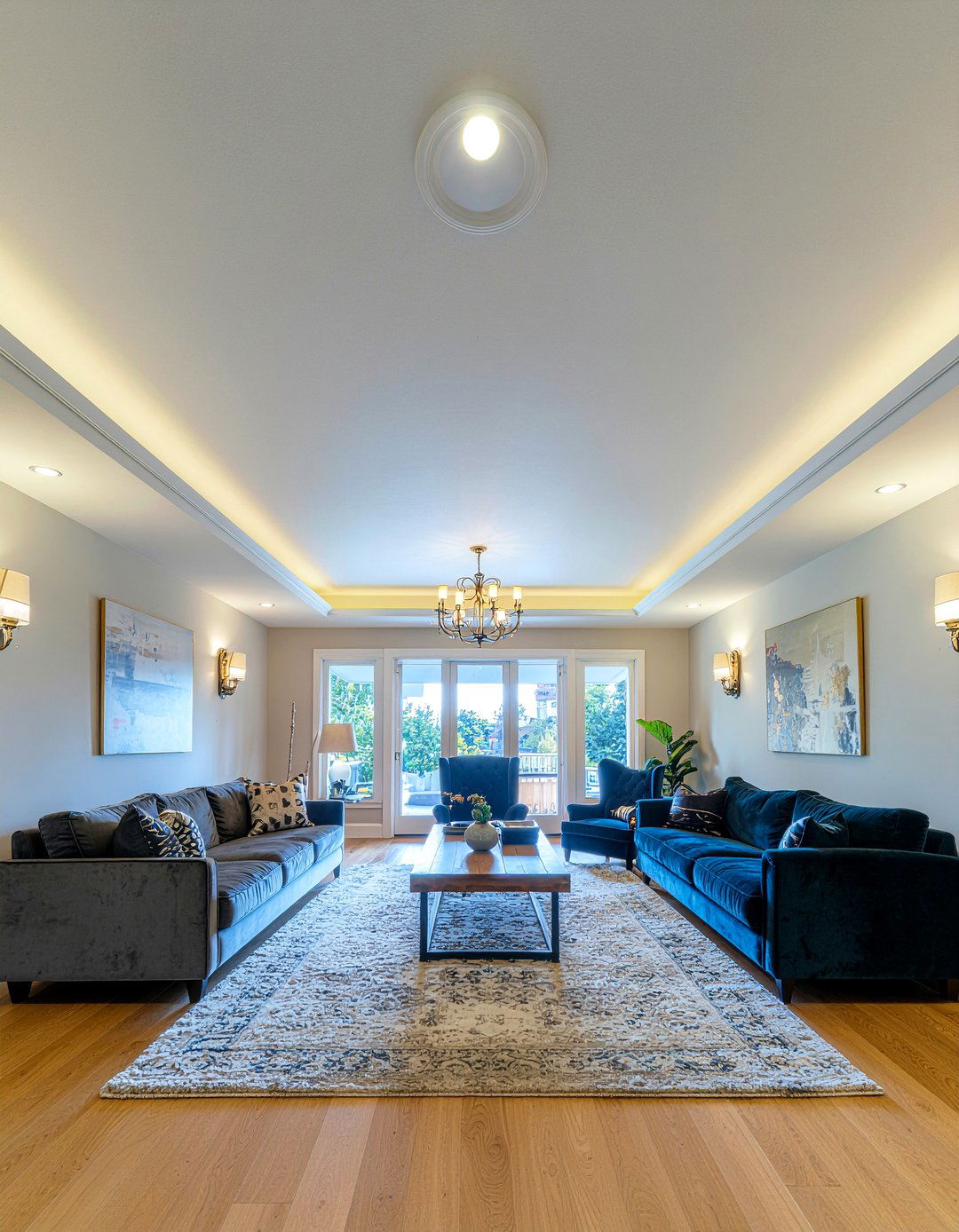 Vaulted ceiling lighting - 30 living room cathedral ceiling ideas