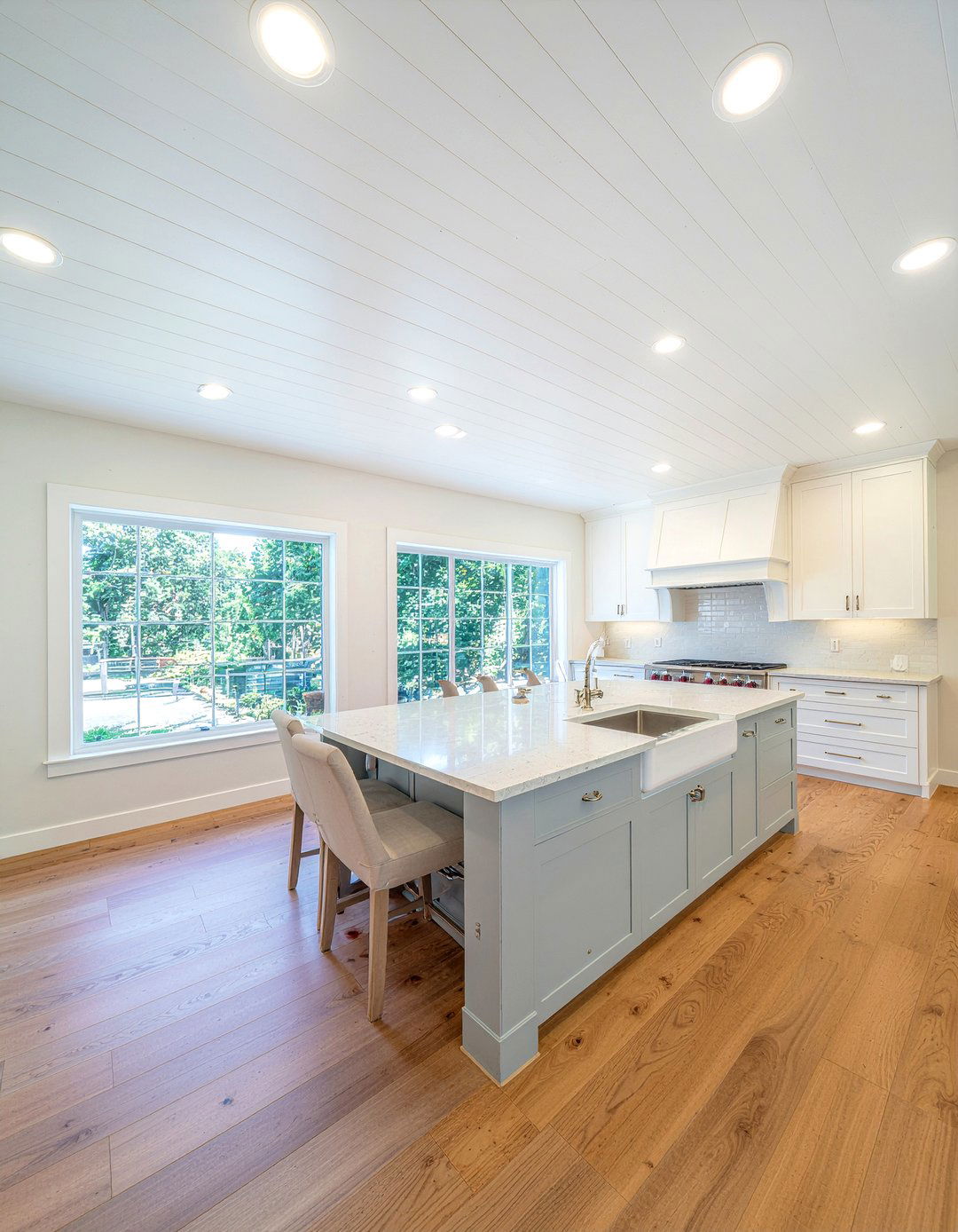 Vaulted ceiling recessed lighting - 30 recessed lighting kitchen ideas