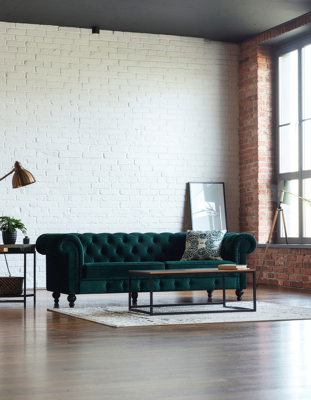 Velvet Accent Living Room - 30 warehouse living room ideas