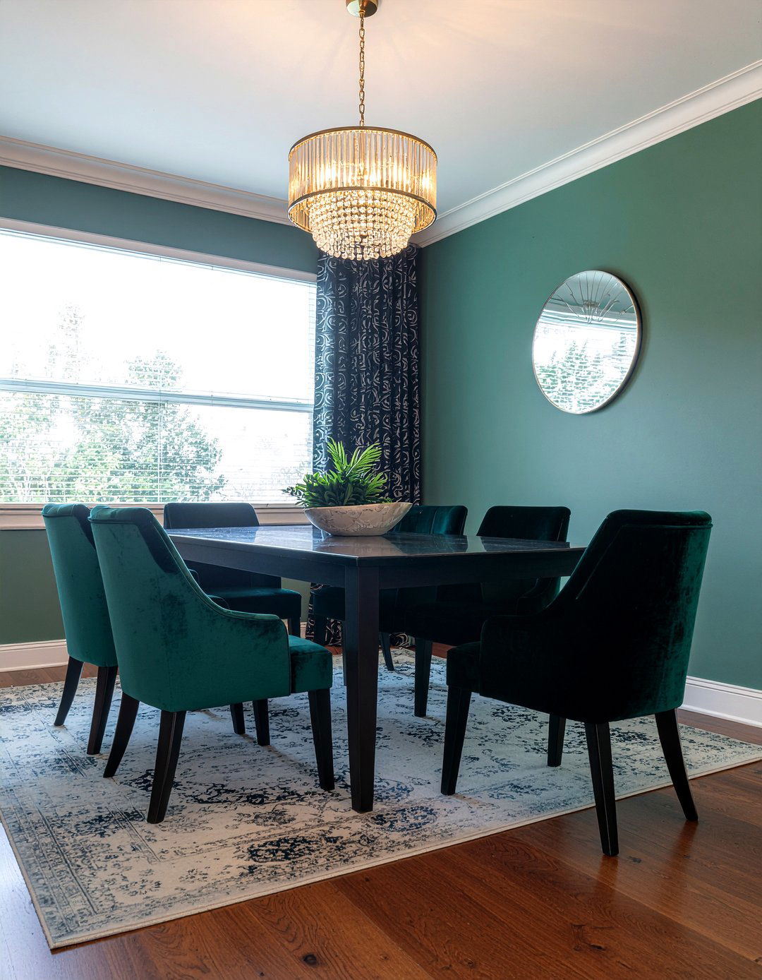 Velvet Dining Chair - 30 dining room material ideas