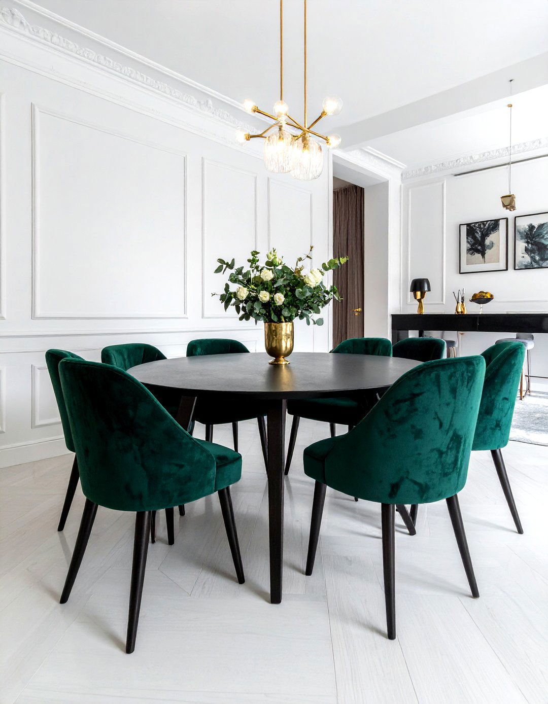 Velvet Dining Chairs - 30 townhouse dining room ideas