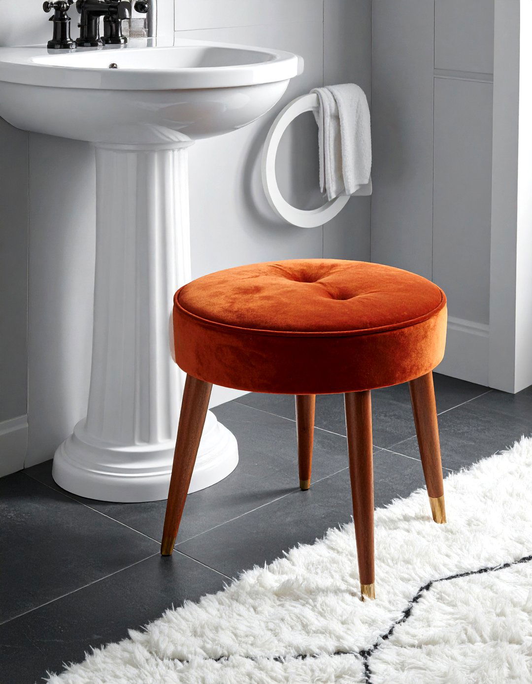 Velvet Upholstered Seating - 30 eclectic bathroom ideas