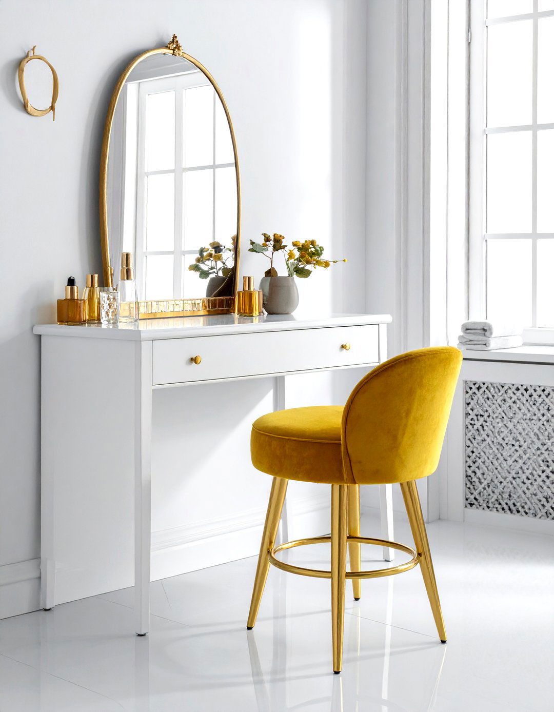 Velvet Vanity Stool - 30 bathroom warmth ideas
