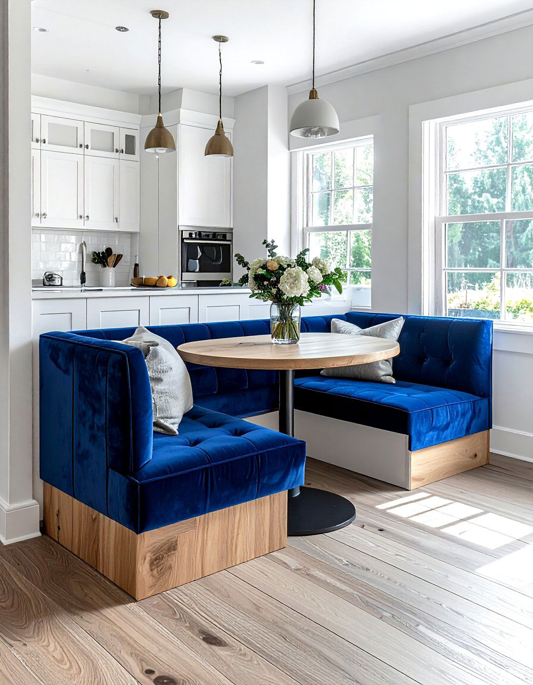 Velvet upholstered breakfast nook - 30 kitchen texture layering ideas