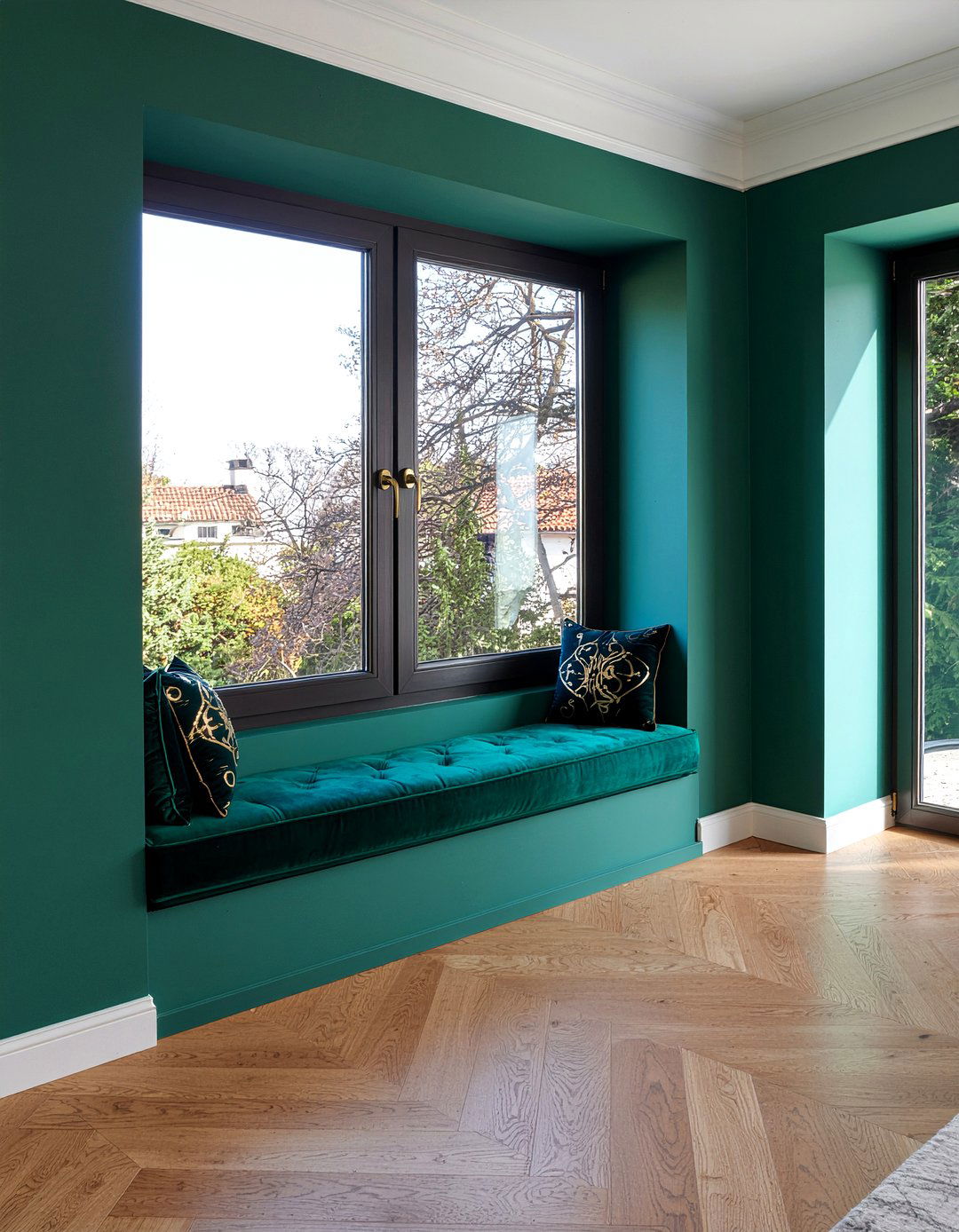 Velvet upholstered window seat - 30 living room window bench ideas