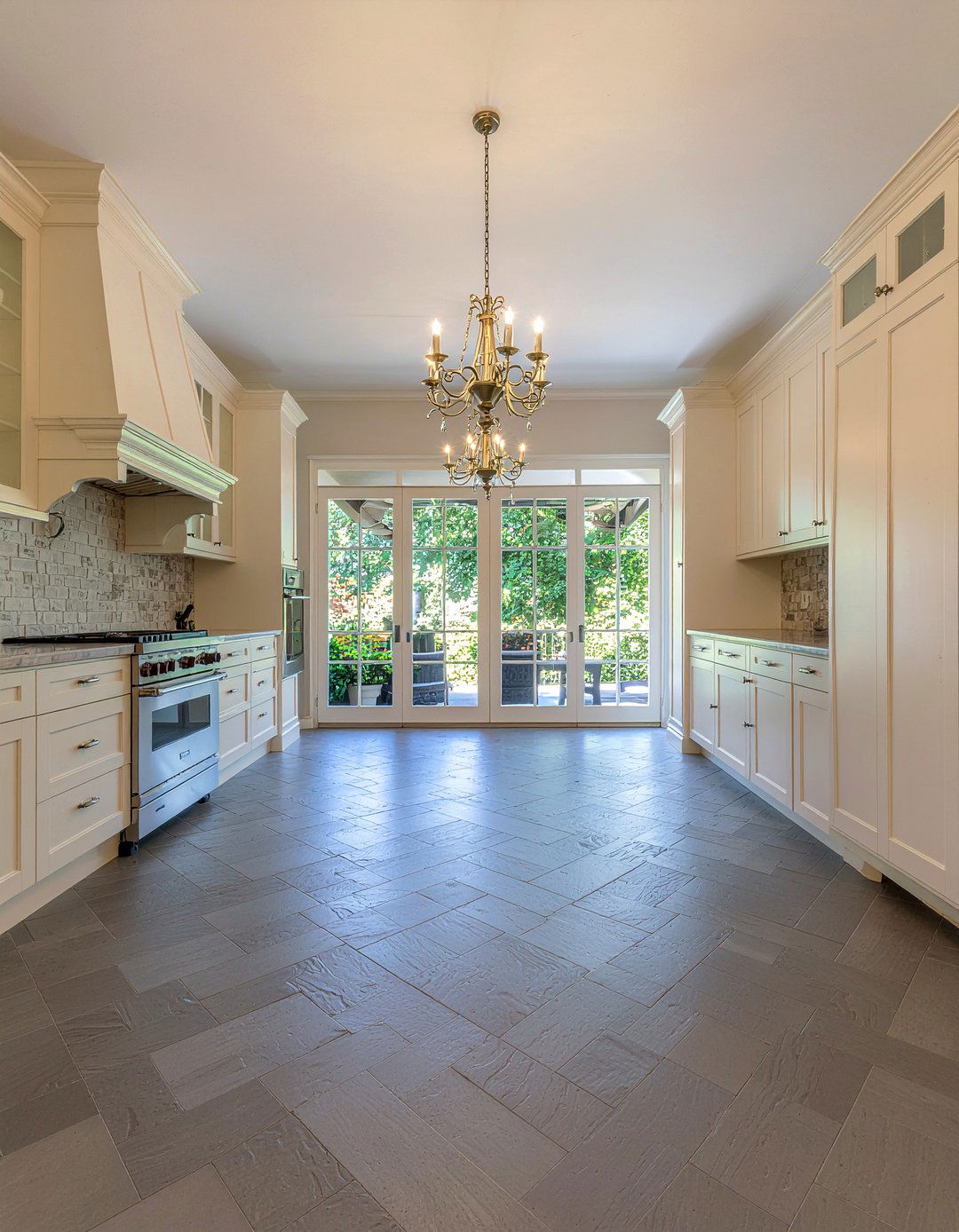 Versaille Pattern Slate Floor - 30 slate floor kitchen ideas