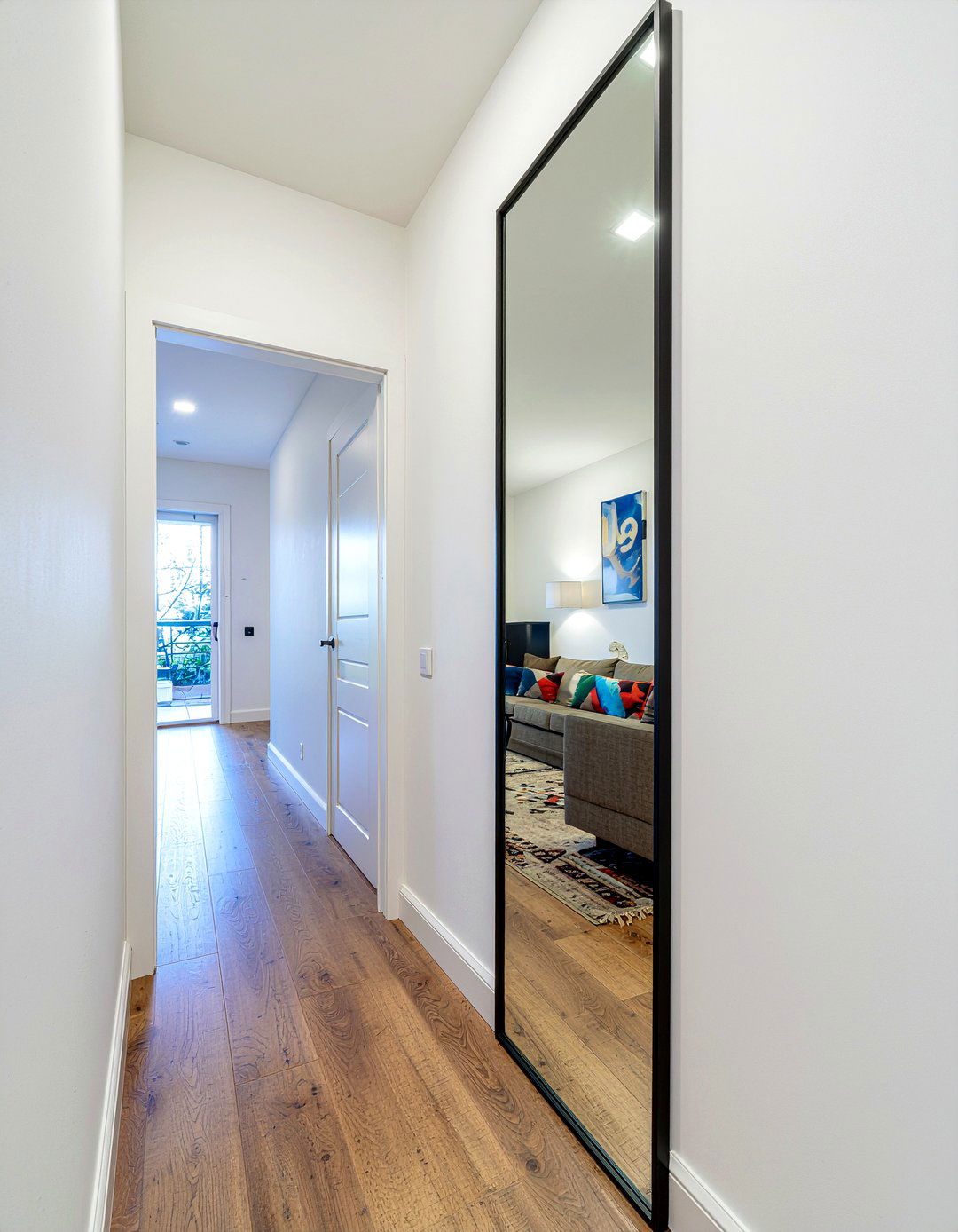 Vertical Mirror In Narrow Space - 30 living room mirror placement ideas