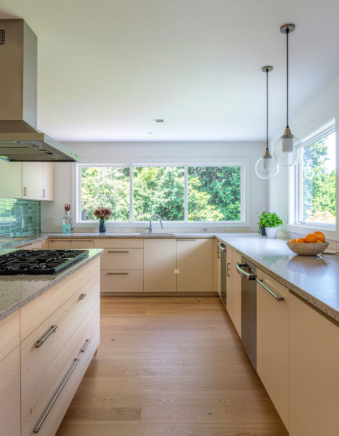 Vertical Stacked Glass Tile - 30 glass tile kitchen backsplash ideas