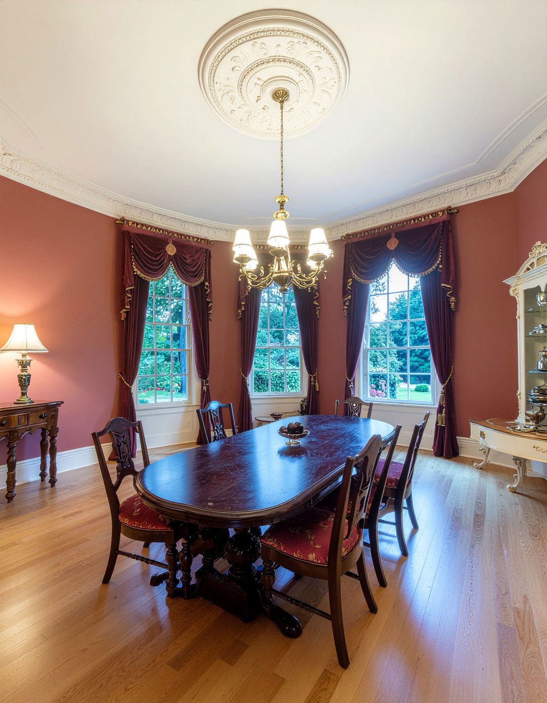 Victorian Dining Room - 30 heritage home dining room ideas