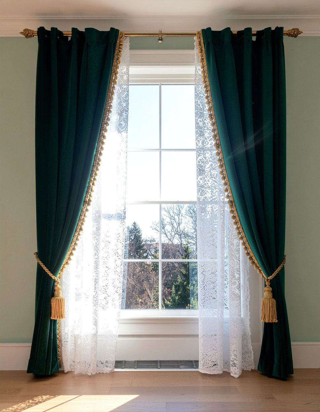 Victorian living room curtains - 30 Victorian living room ideas