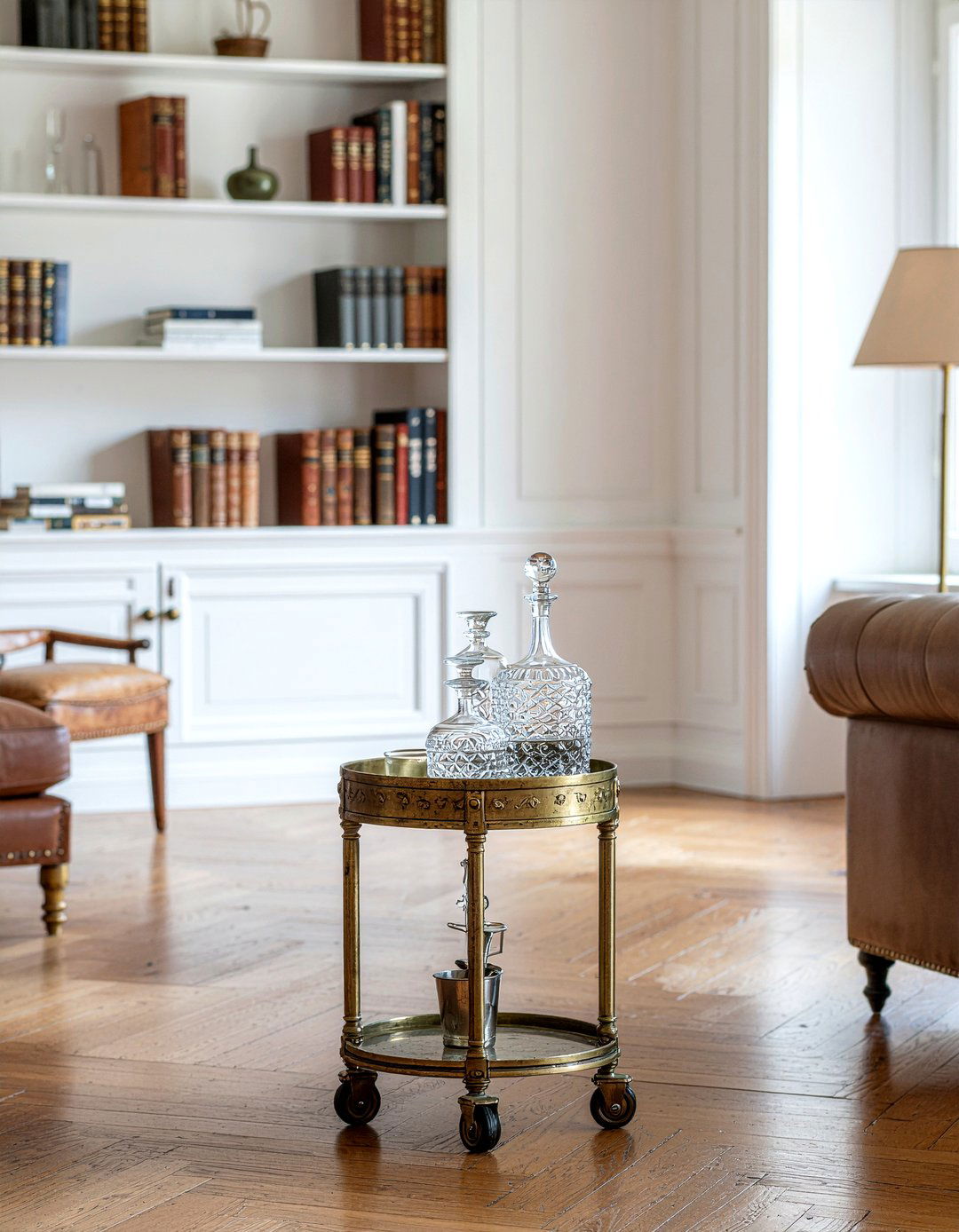 Vintage Bar Cart - 30 dining room bar cart ideas