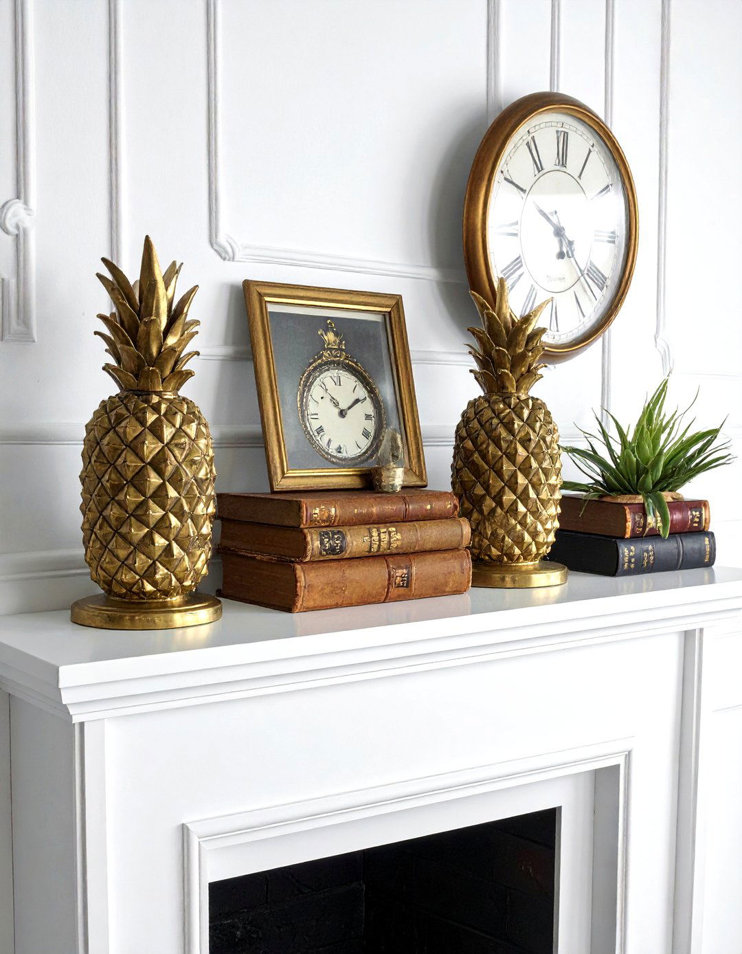 Vintage Brass Bookends - 30 decorative bookend ideas