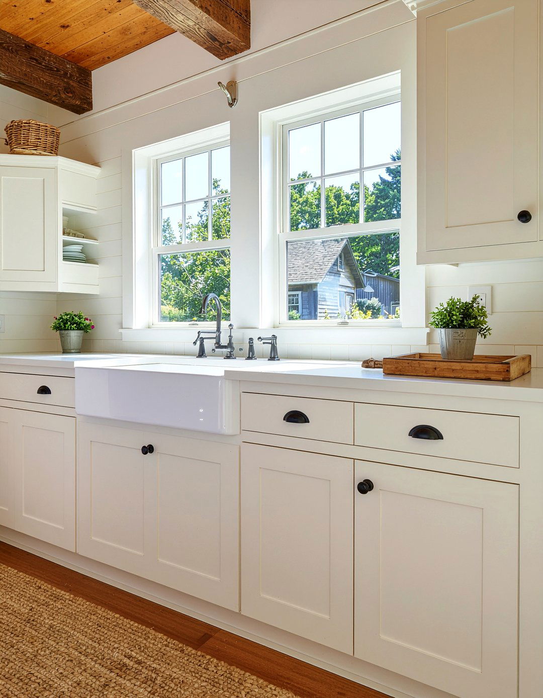 Vintage Cup Pulls - 30 kitchen cabinet handle ideas