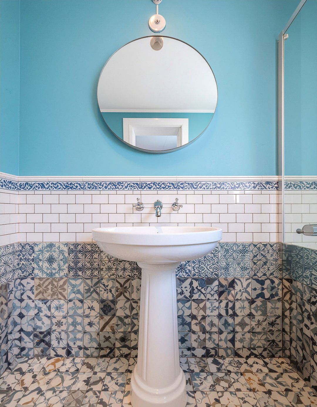 Vintage Pattern Laminate Tile - 30 bathroom laminate flooring ideas