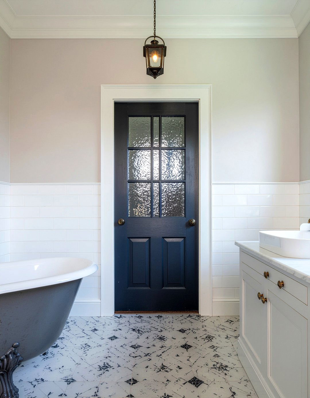 Vintage Style Bathroom Door - 30 bathroom door ideas