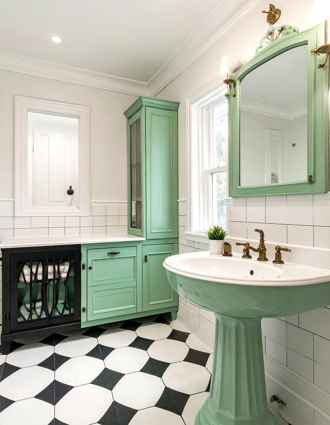 Vintage bathroom remodel - 30 bathroom renovation before and after