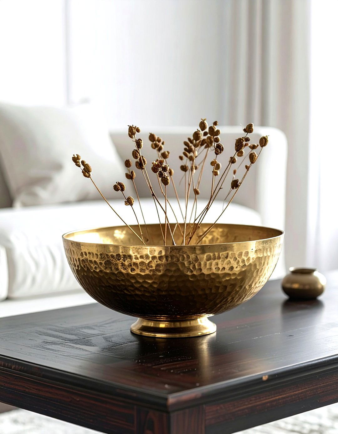 Vintage brass bowl - 30 living room centerpiece ideas