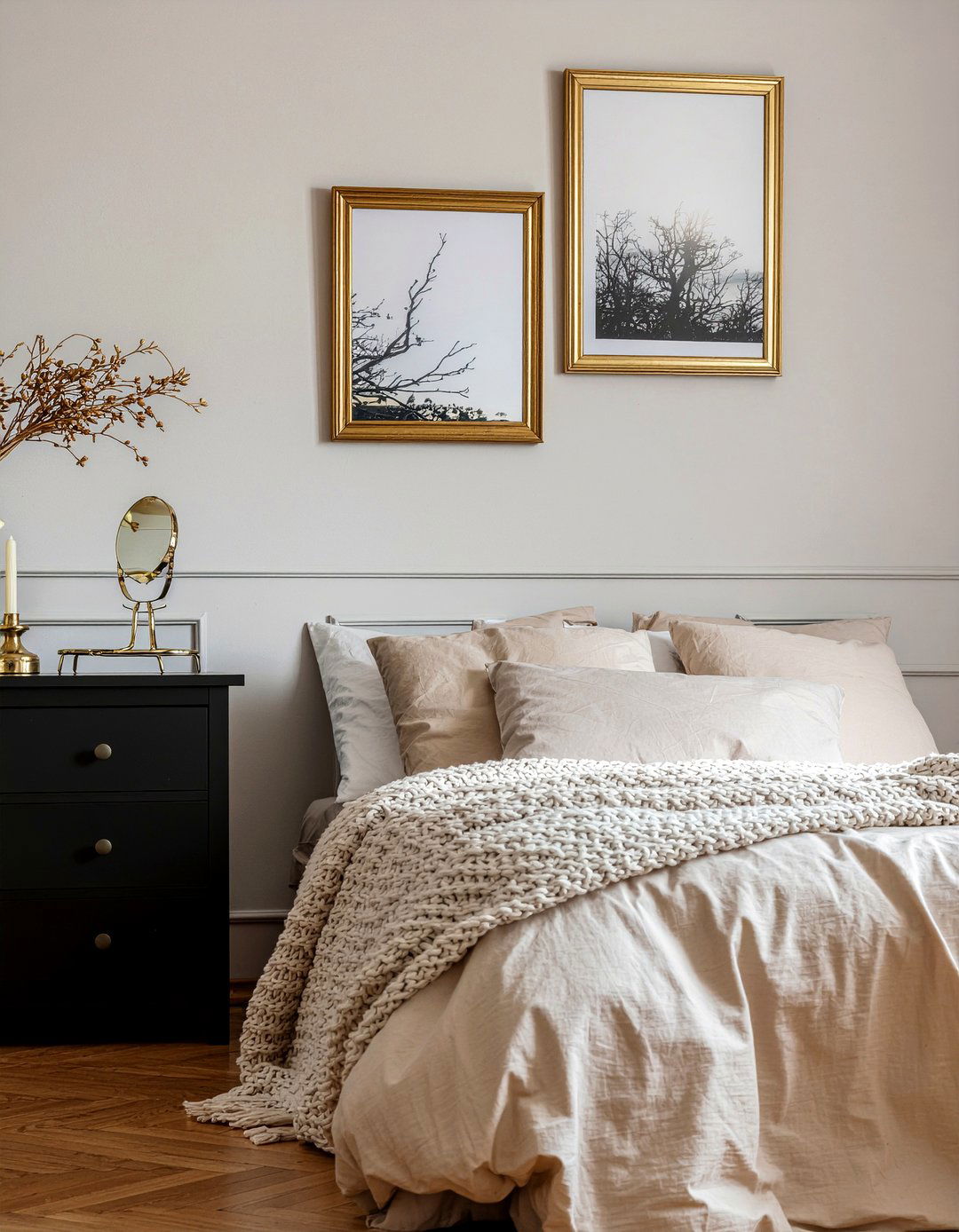 Vintage gold bedroom decor - 30 traditional bedroom ideas