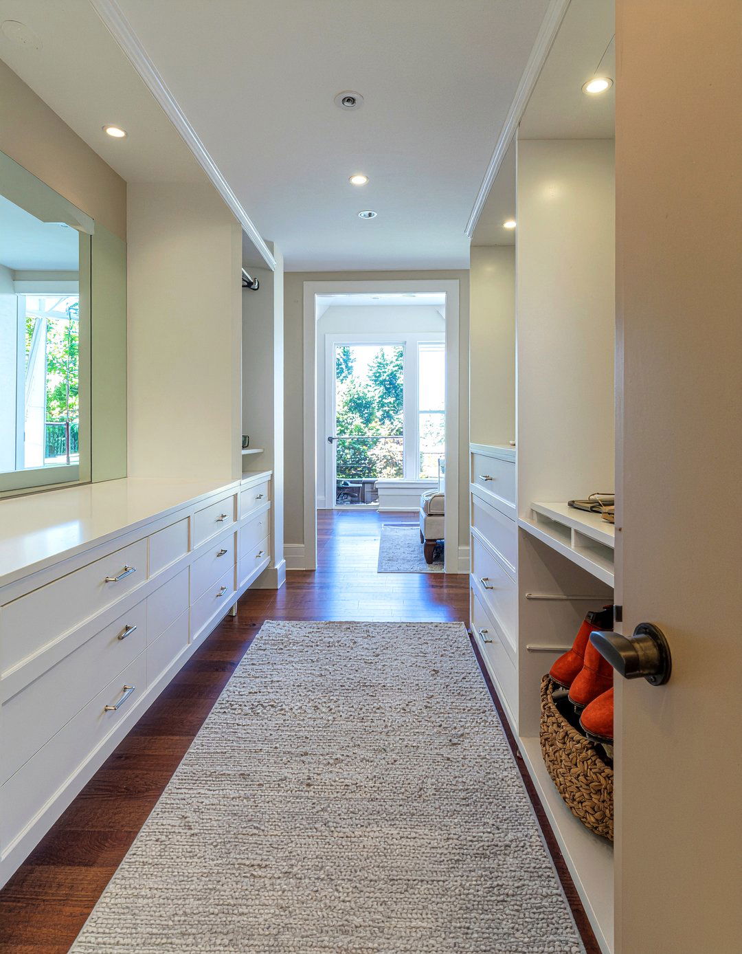 Walk In Closet - 30 bedroom remodel ideas