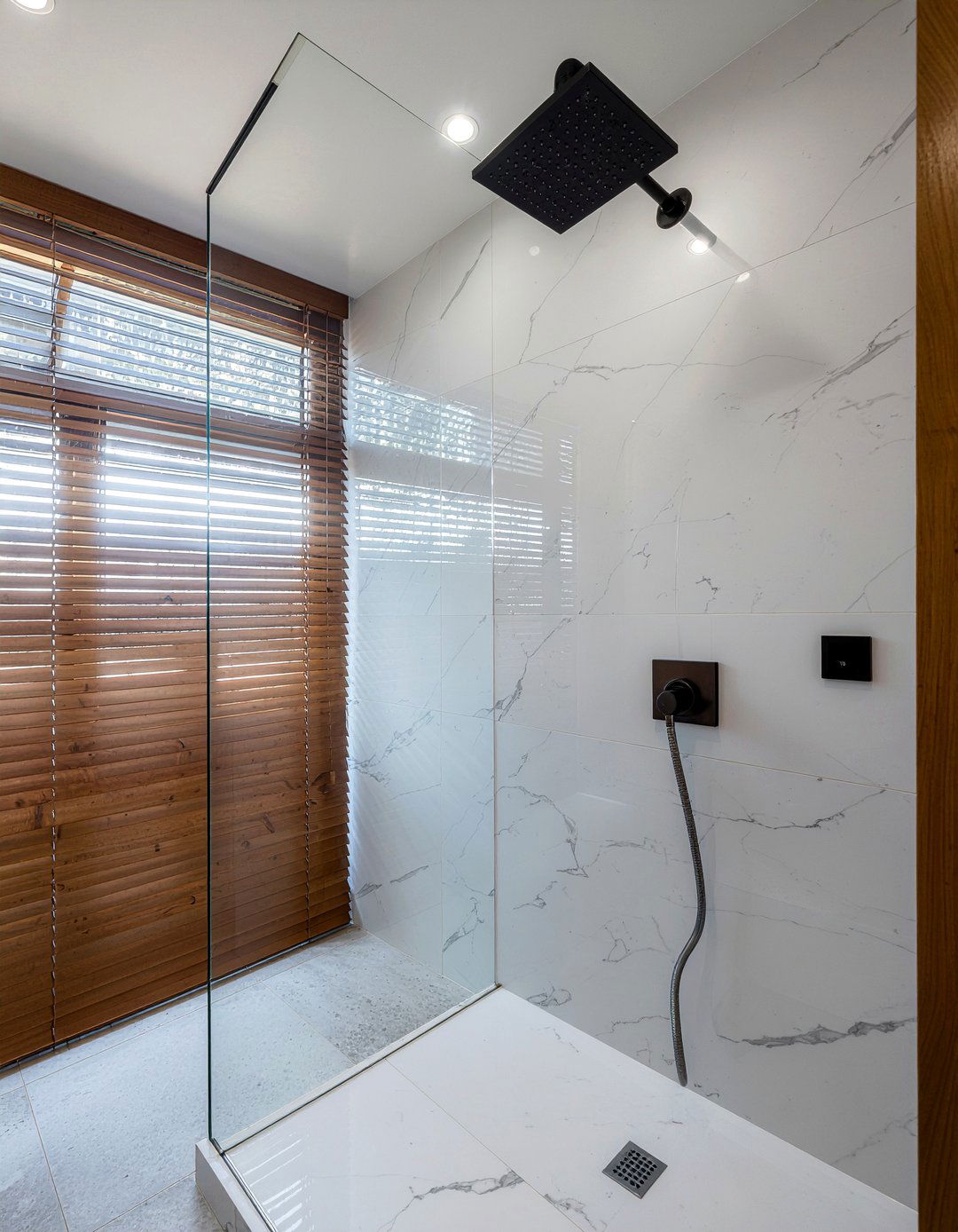 Walk in shower - 30 small bathroom ideas