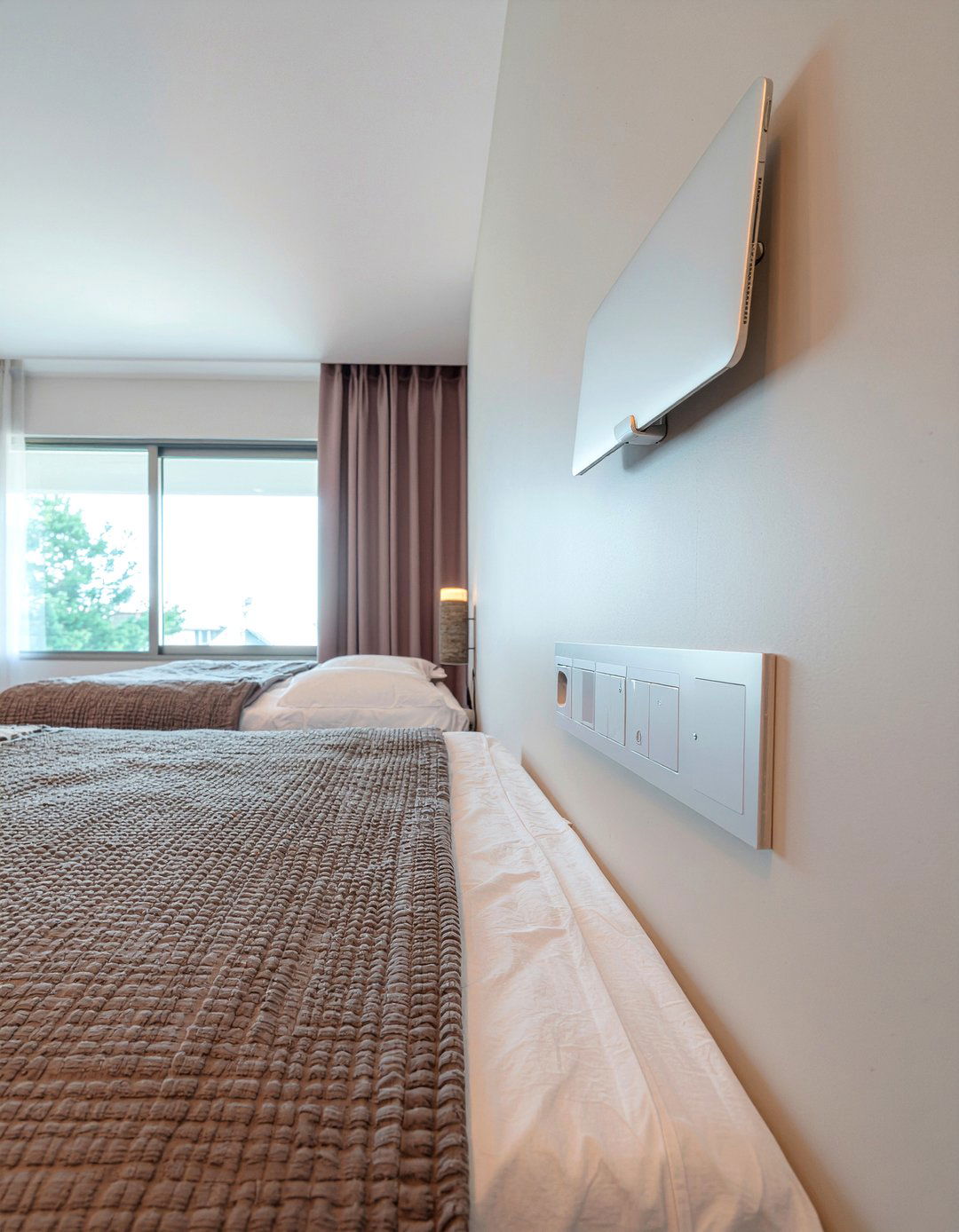 Wall Mounted Tablet Holder - 30 command strip bedroom ideas