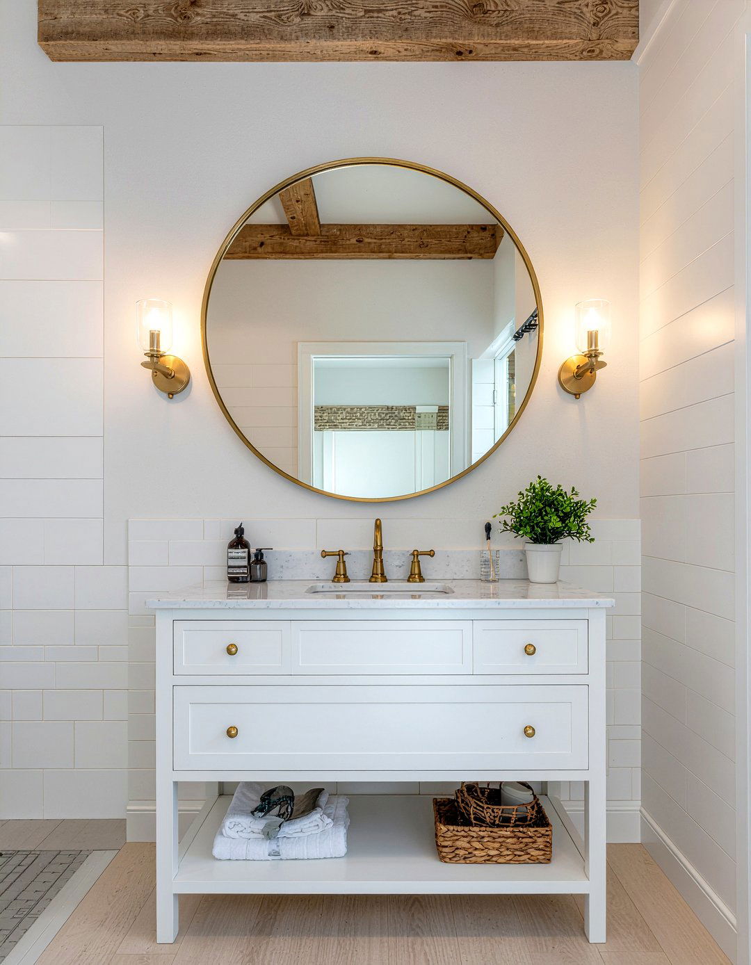 Wall Sconces Bathroom - 30 glam bathroom ideas