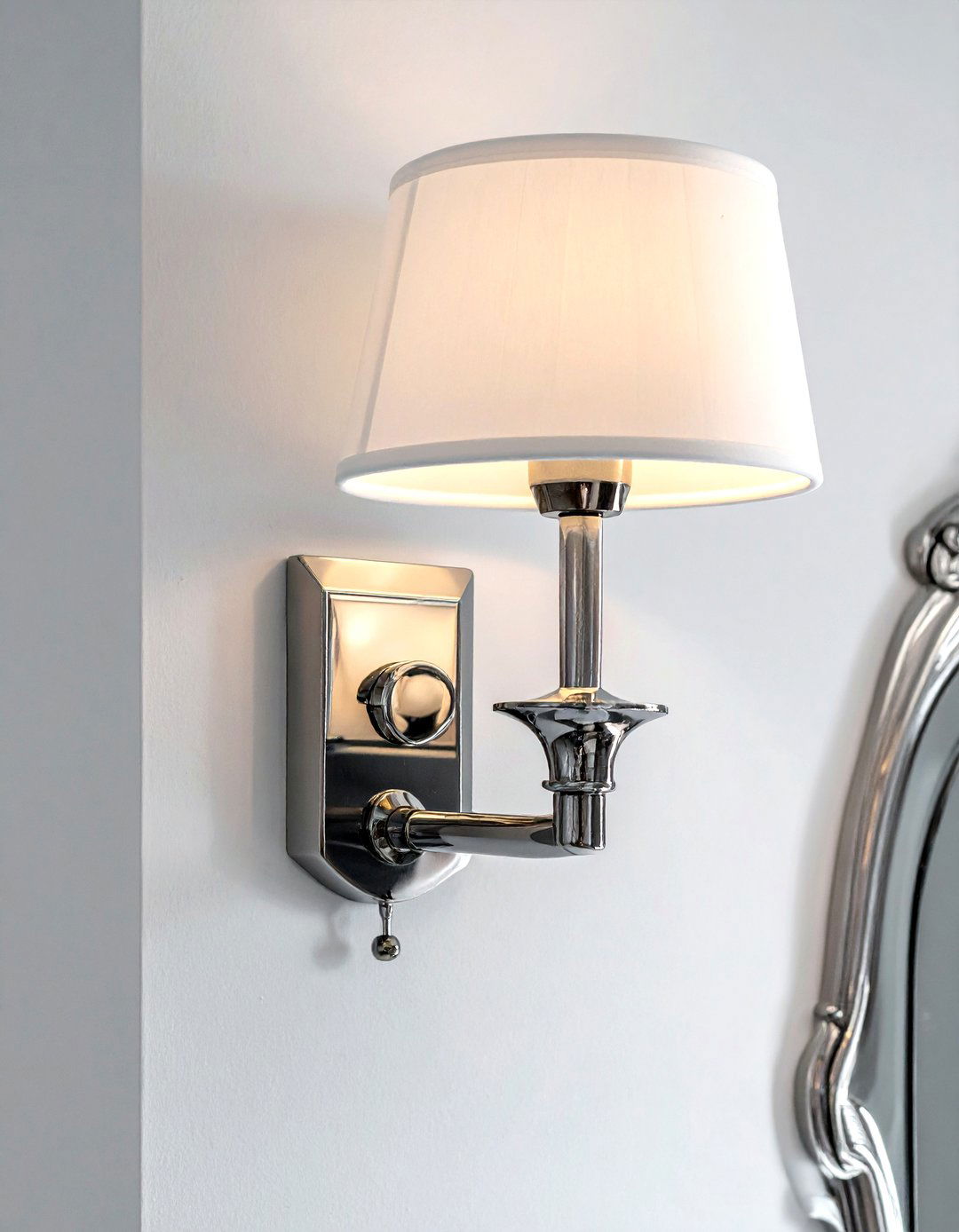 Wall sconce - 30 traditional bathroom ideas
