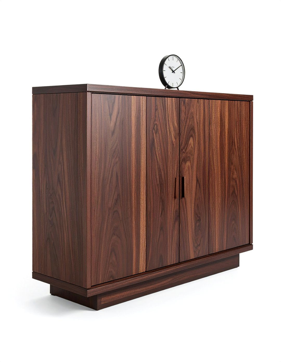 Walnut Credenza - 30 dining room cabinet ideas