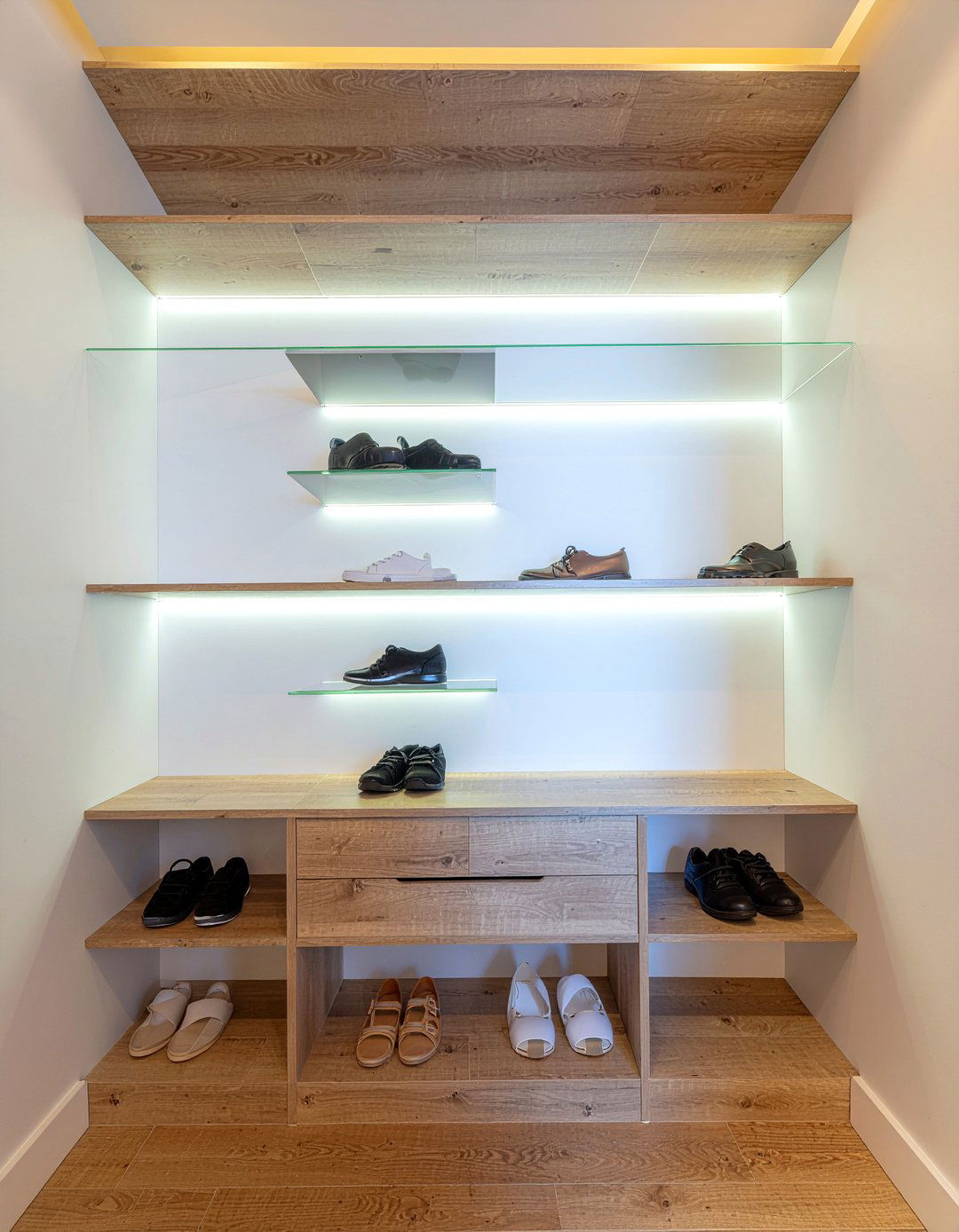 Wardrobe With Shoe Storage - 30 bedroom built-in wardrobes