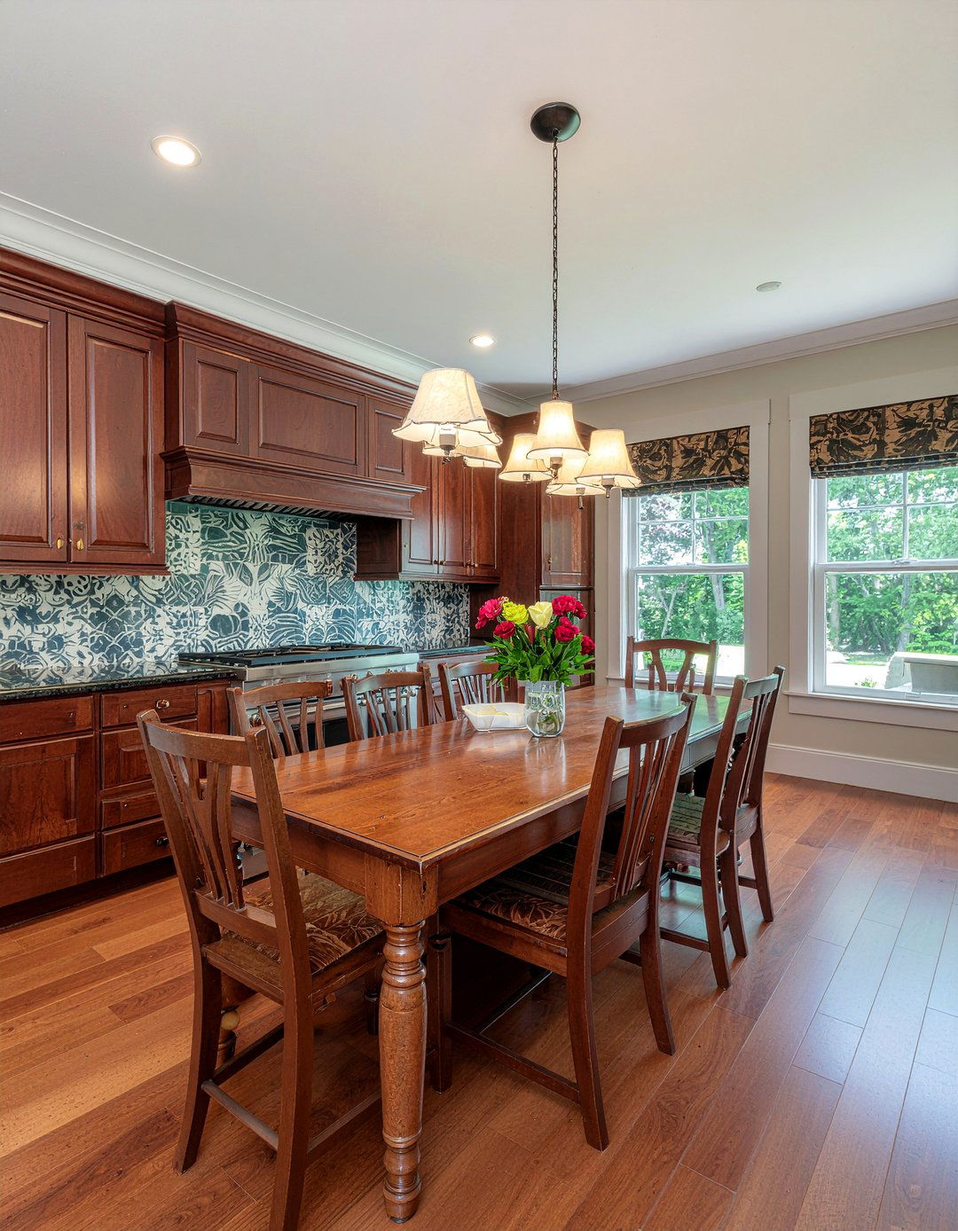 Warm Wood Toned Dining - 30 dining room Sunday dinner ideas