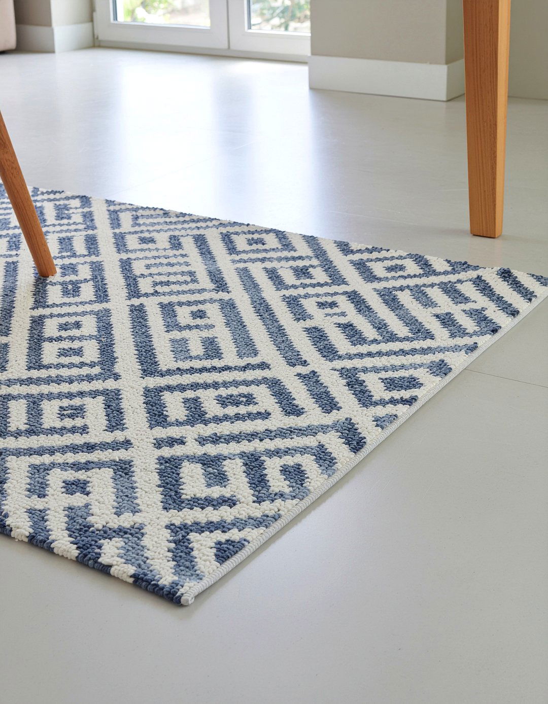 Washable Rug - 30 family friendly living room ideas