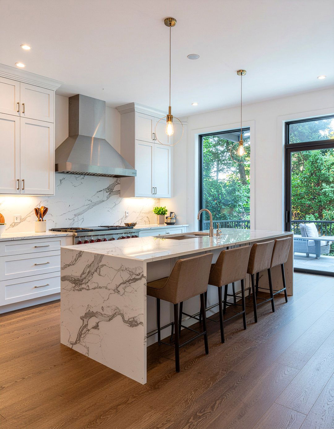 Waterfall Island Matching Backsplash - 30 slab backsplash kitchen ideas