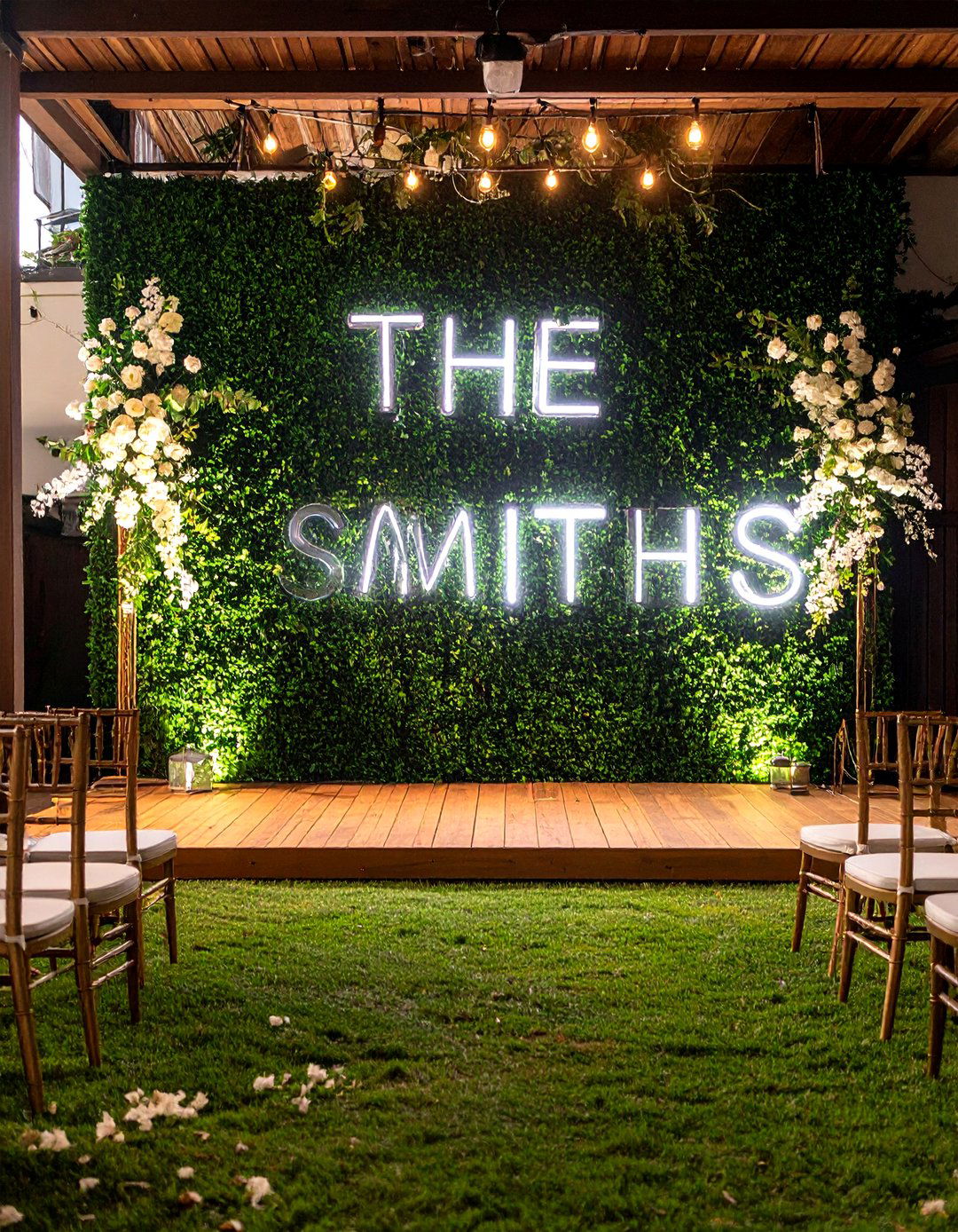 Wedding Backdrop Neon - 30 neon sign ideas