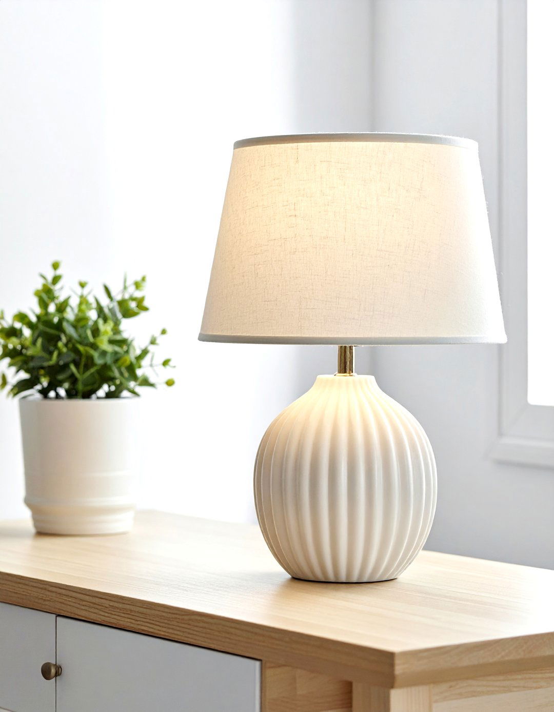 30 Desk Lamp Ideas to Light Up Your Home Office Space