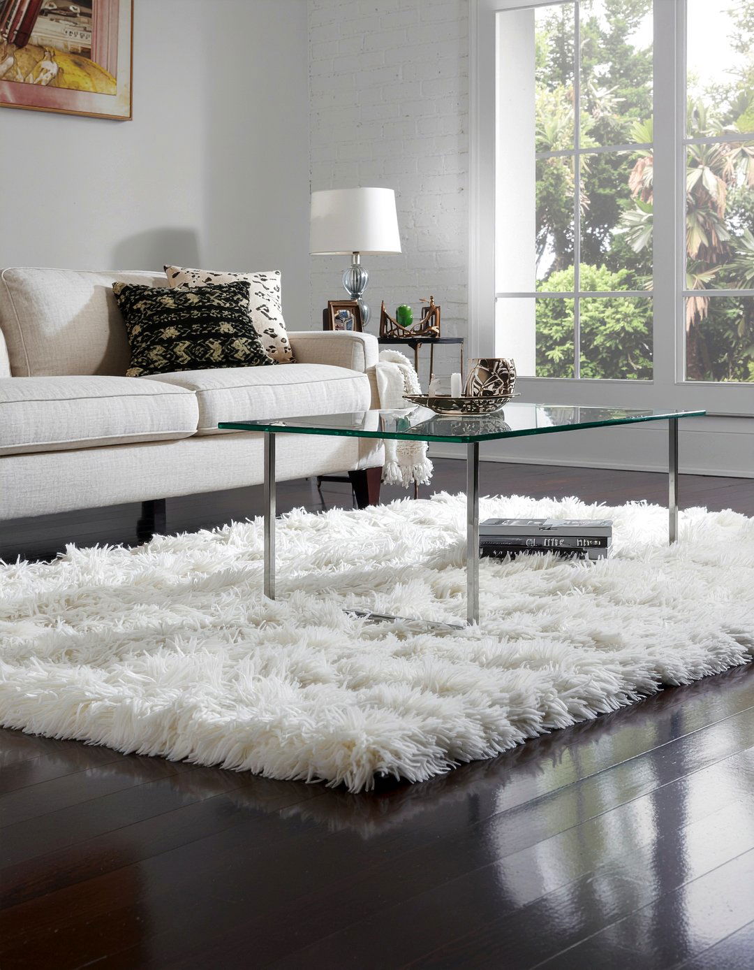 White Faux Fur Rug - 30 glam living room ideas