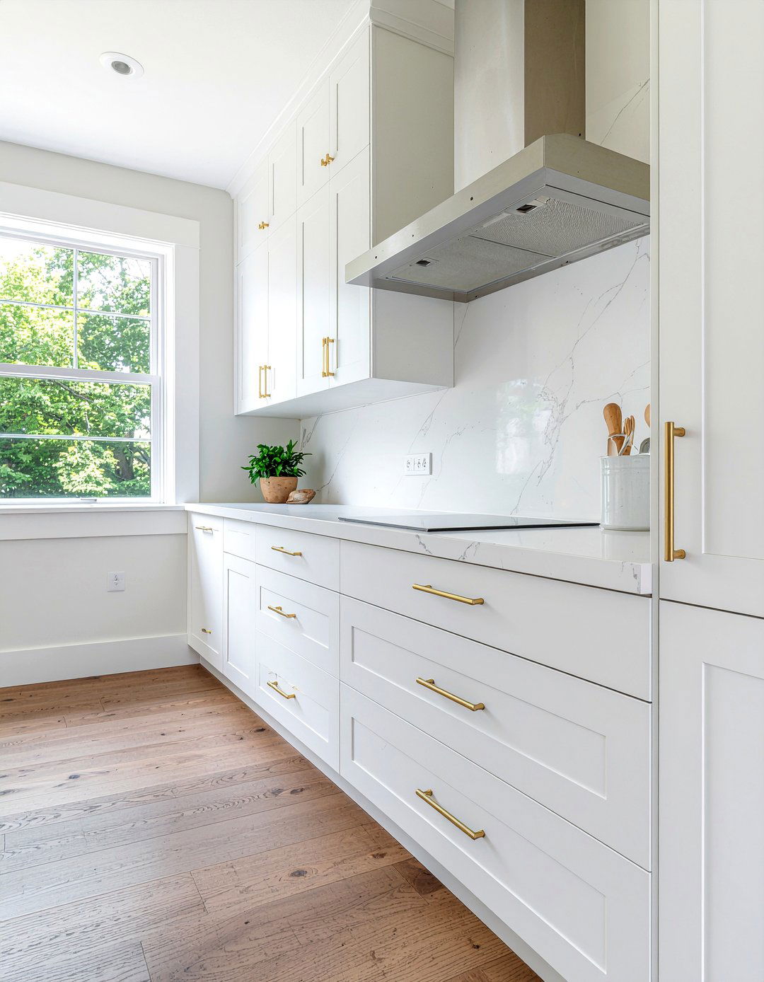 White Kitchen Cabinet Paint - 30 kitchen before and after ideas