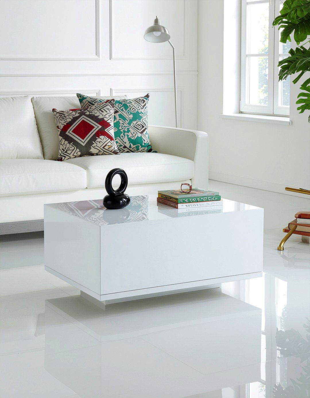 White Lacquer Coffee Table - 30 living room coffee tables
