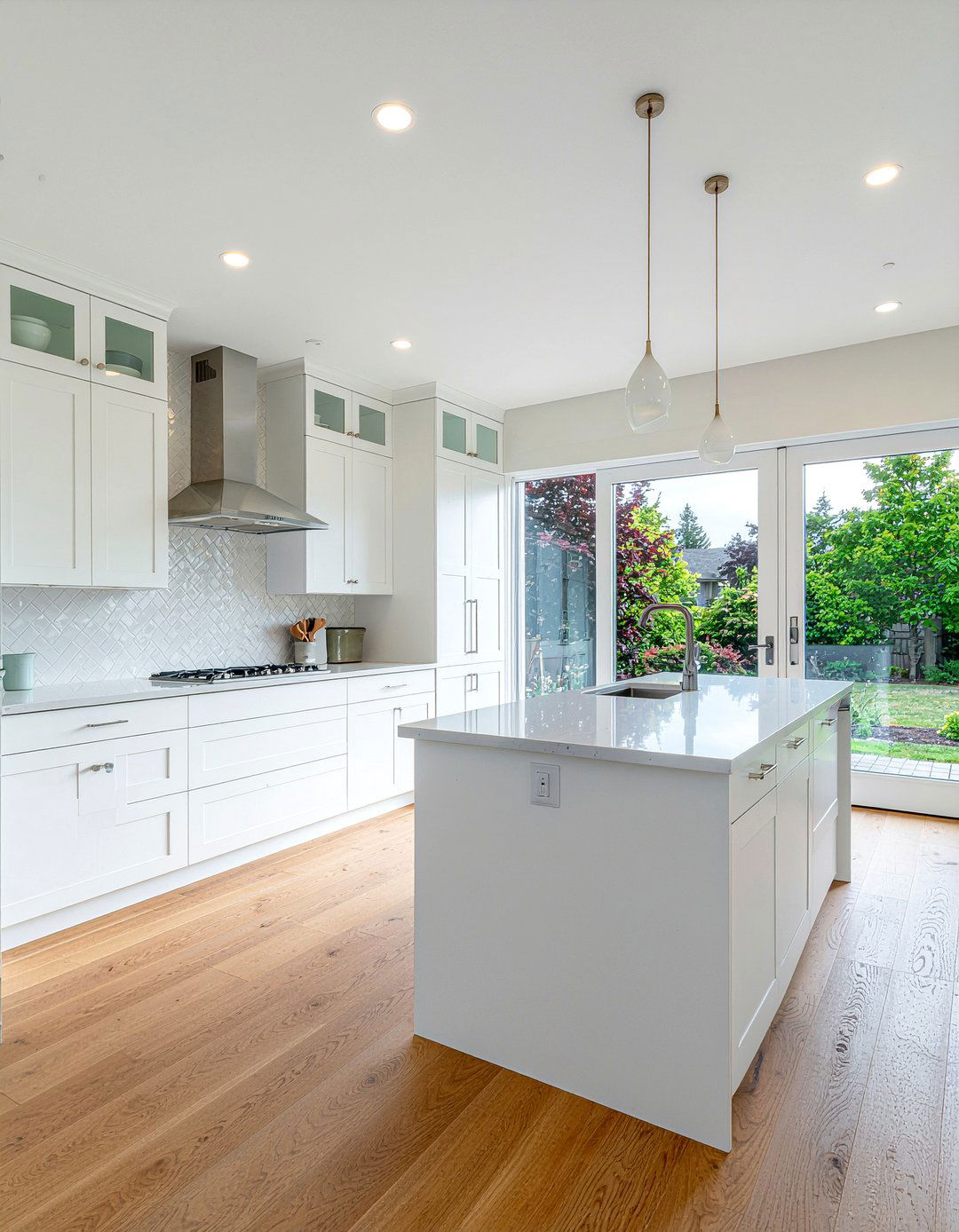 White Open Kitchen - 30 open floor plan kitchen ideas