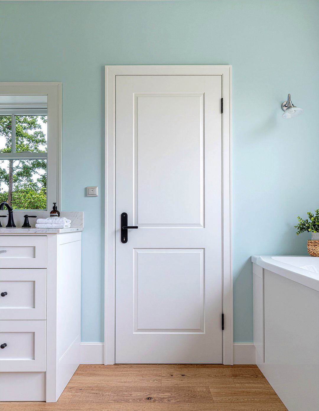 White Shaker Bathroom Door - 30 bathroom door ideas