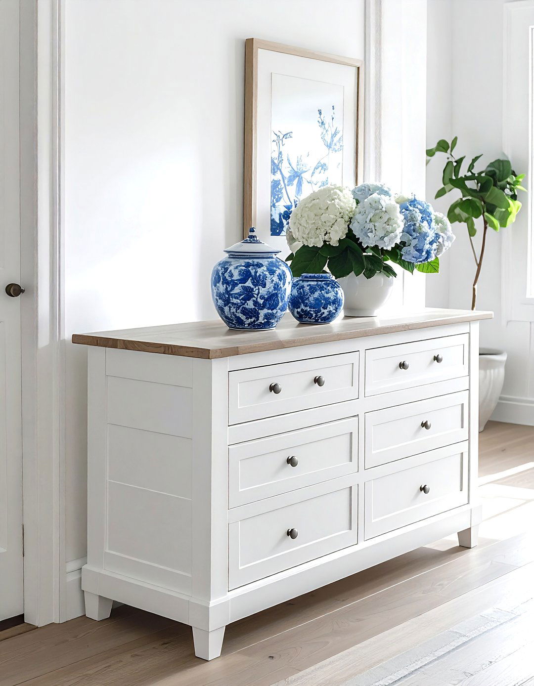 30 Chic Living Room Hallway Table Ideas to Elevate Your Entry