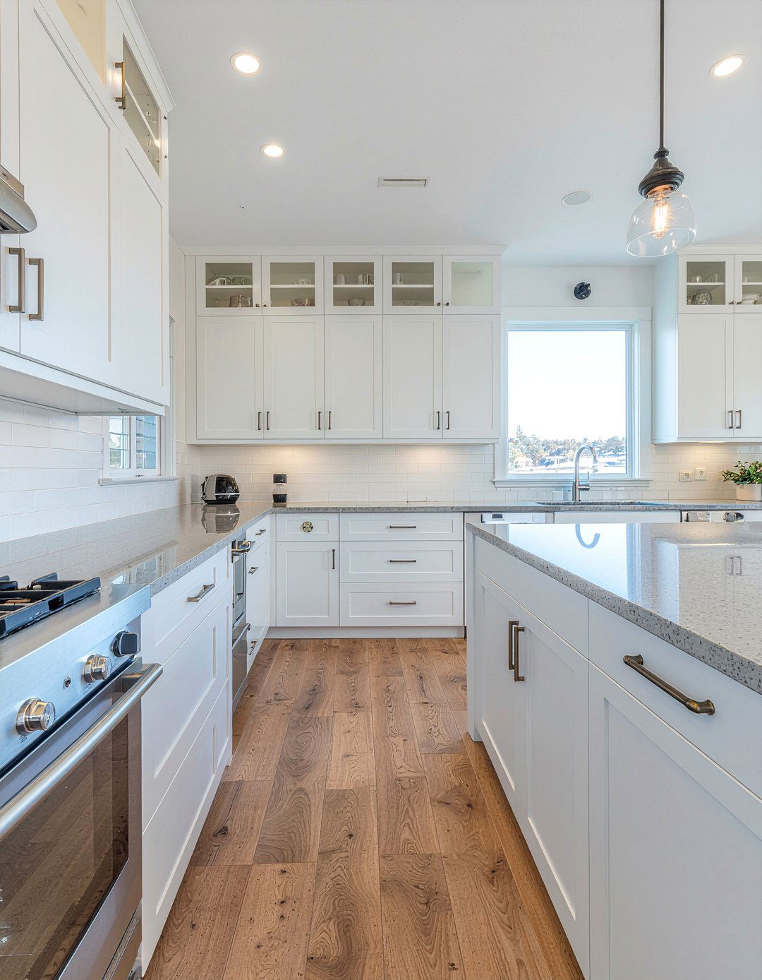 White cabinets gray countertops - 30 gray countertop kitchen ideas