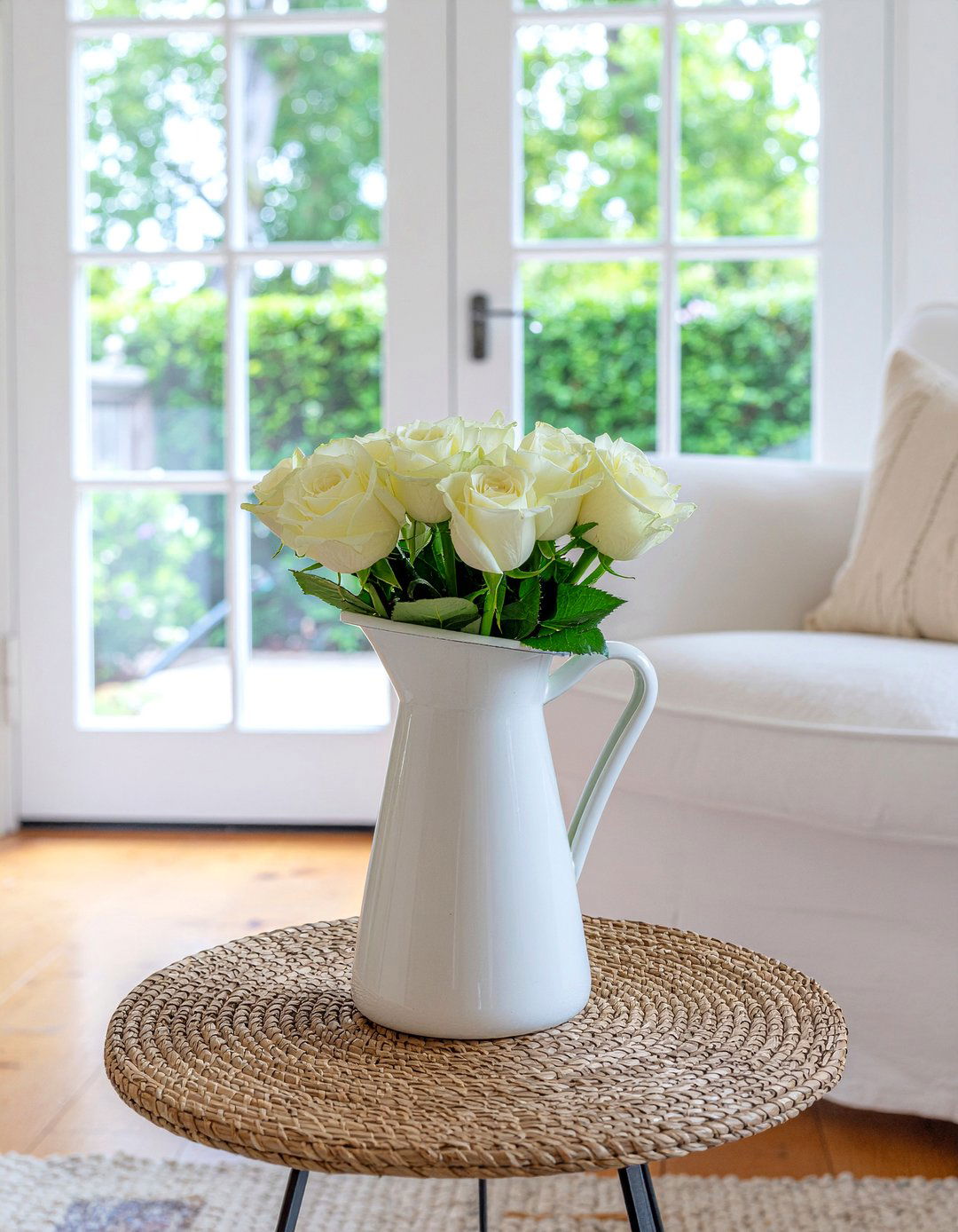 White ceramic pitcher - 30 French country living room ideas