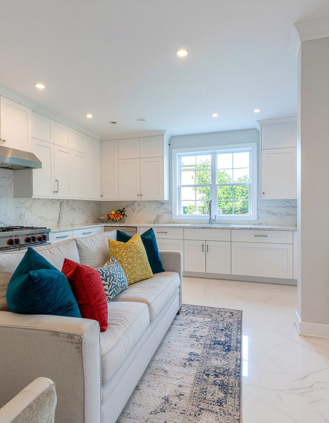 White kitchen great room - 30 kitchen great room ideas