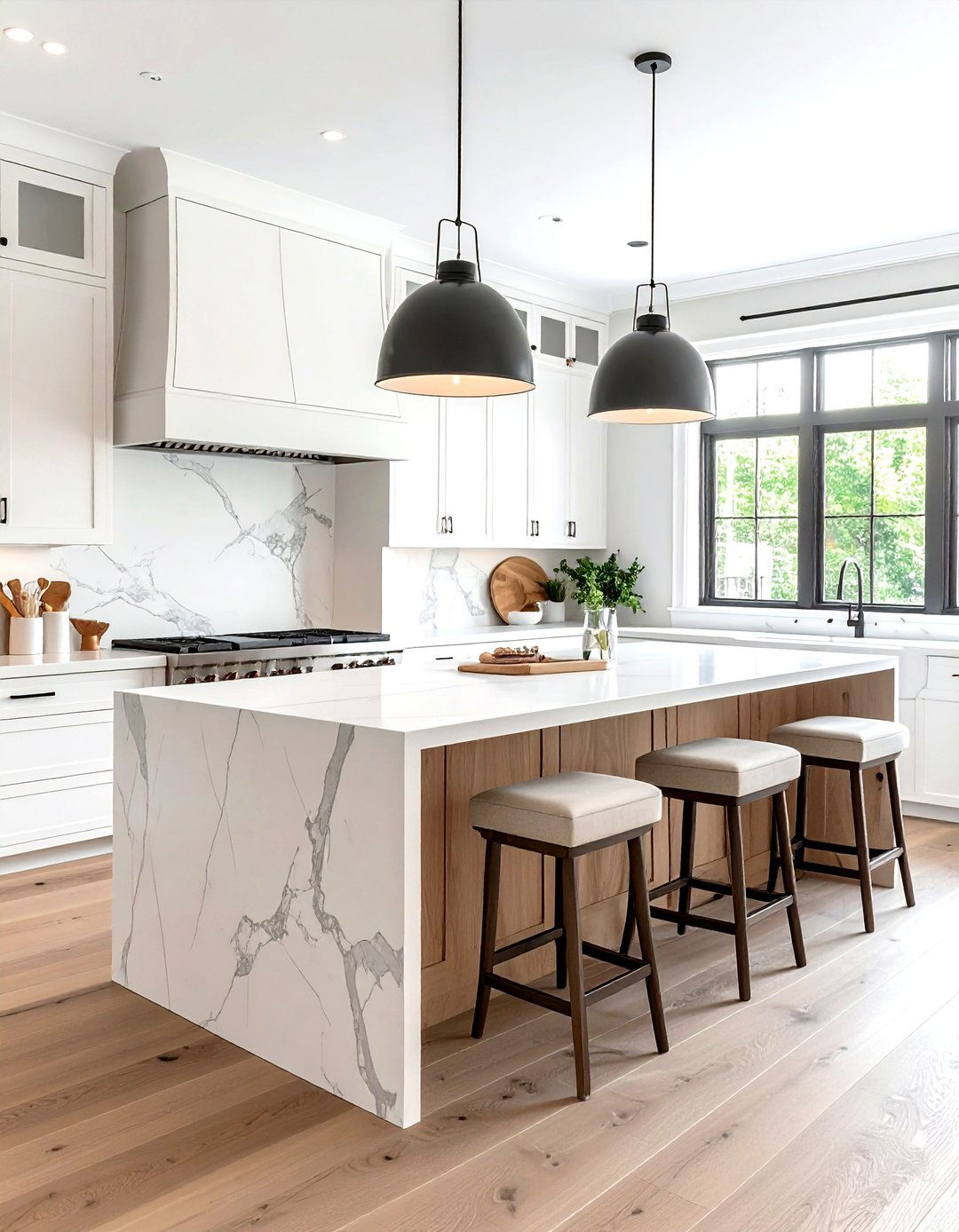 White oak kitchen island - 30 French farmhouse kitchen ideas