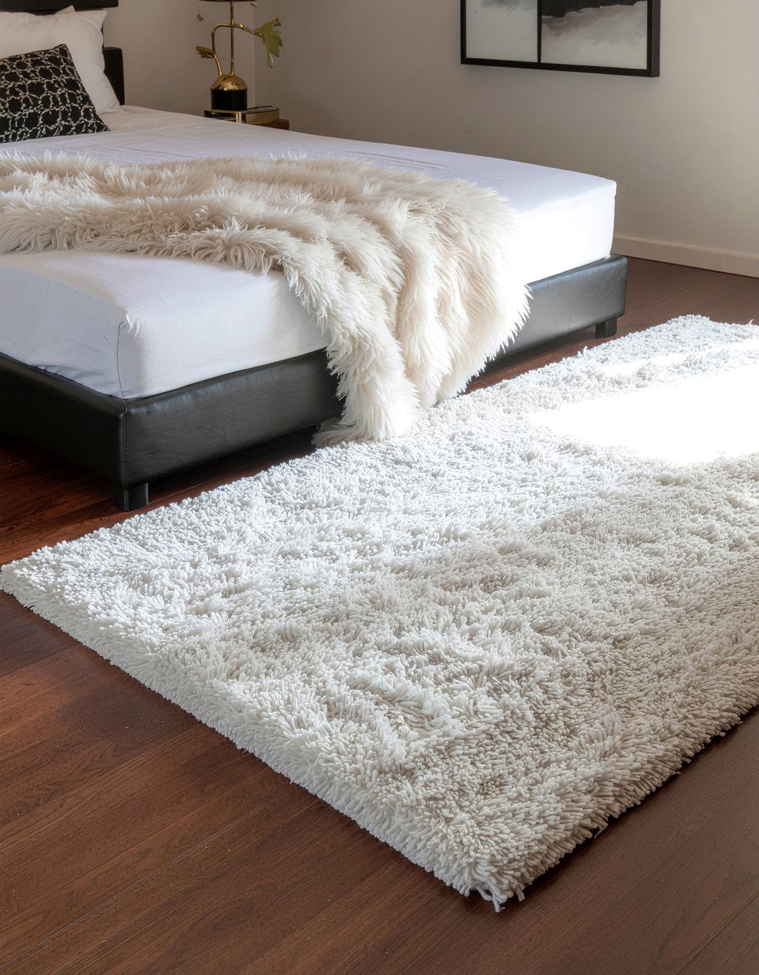 White shag rug - 30 rock and roll bedroom ideas