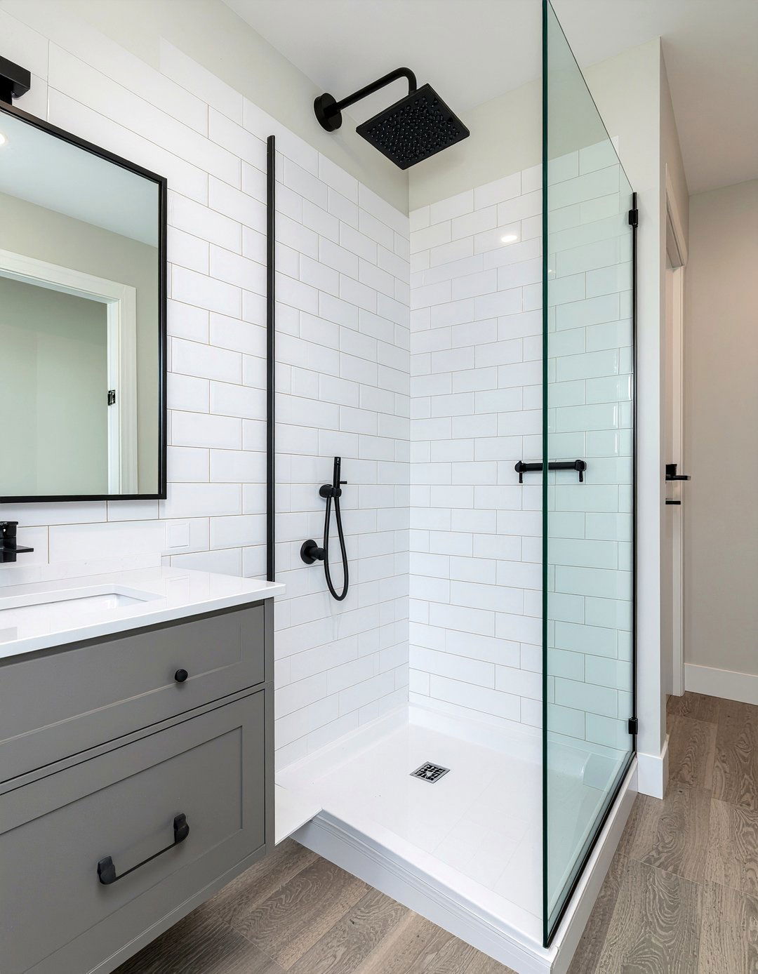 White subway tile shower - 30 lake house bathroom ideas