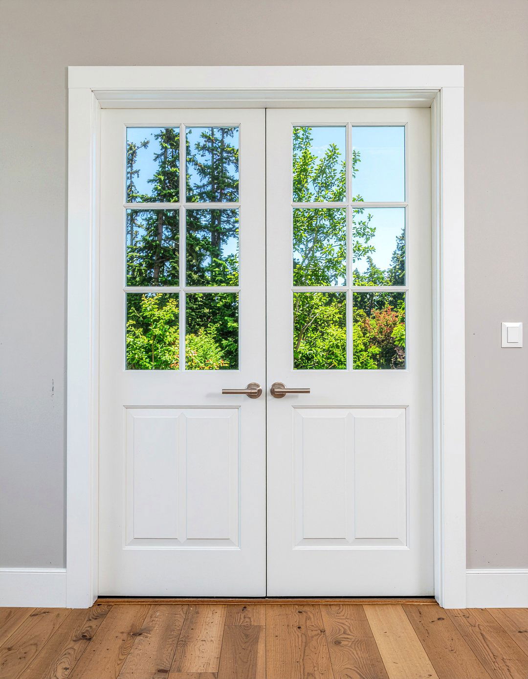 White wood bathroom french doors - 30 bathroom French door ideas